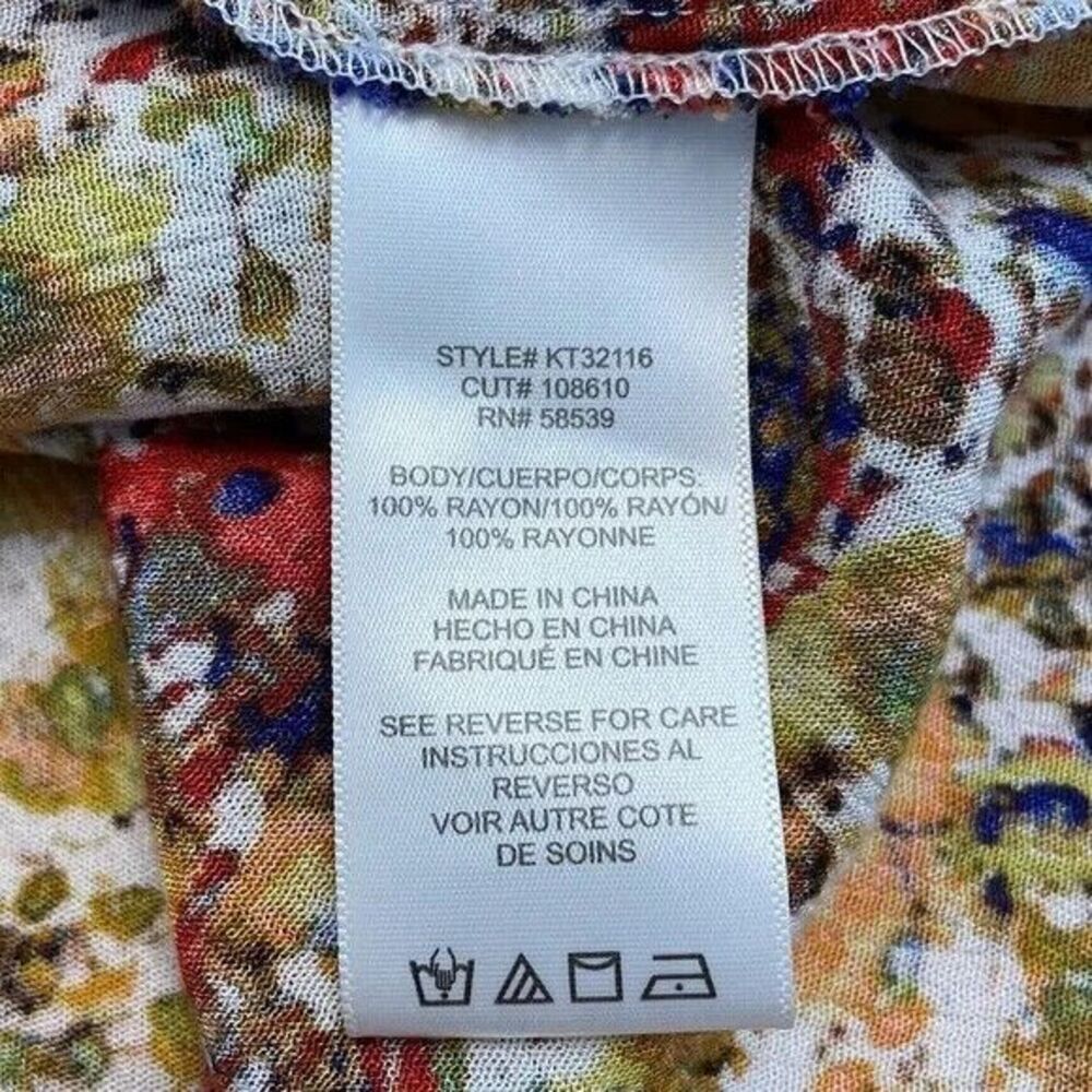 Kut From The‎ Kloth Floral Blouse - Button Front, Long Sleeves, Size XL - Picture 8 of 10